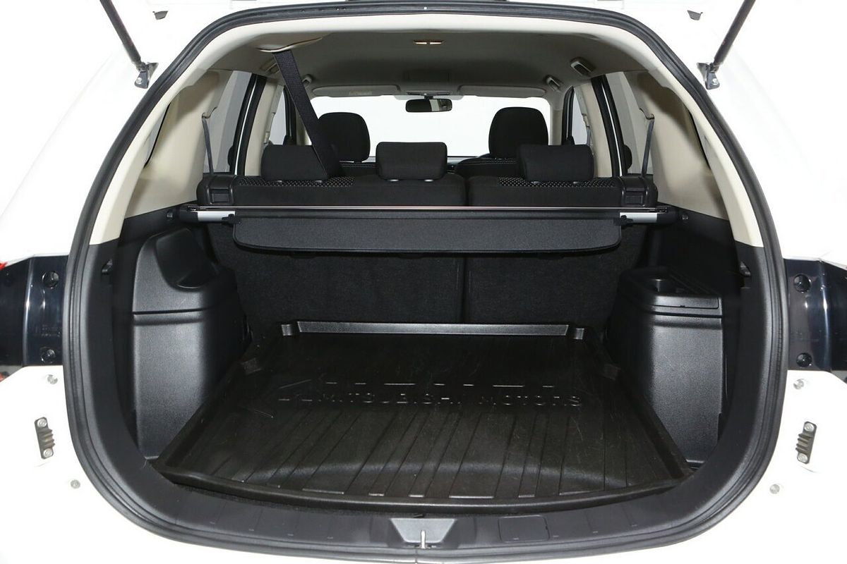 2016 Mitsubishi Outlander LS ZK