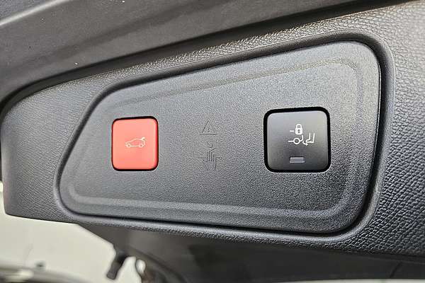 2021 Peugeot 3008 GT P84