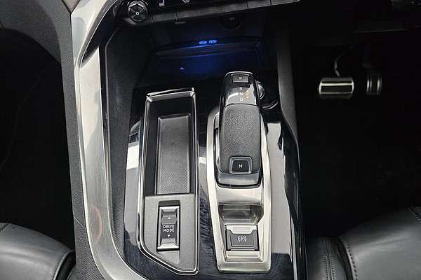 2021 Peugeot 3008 GT P84