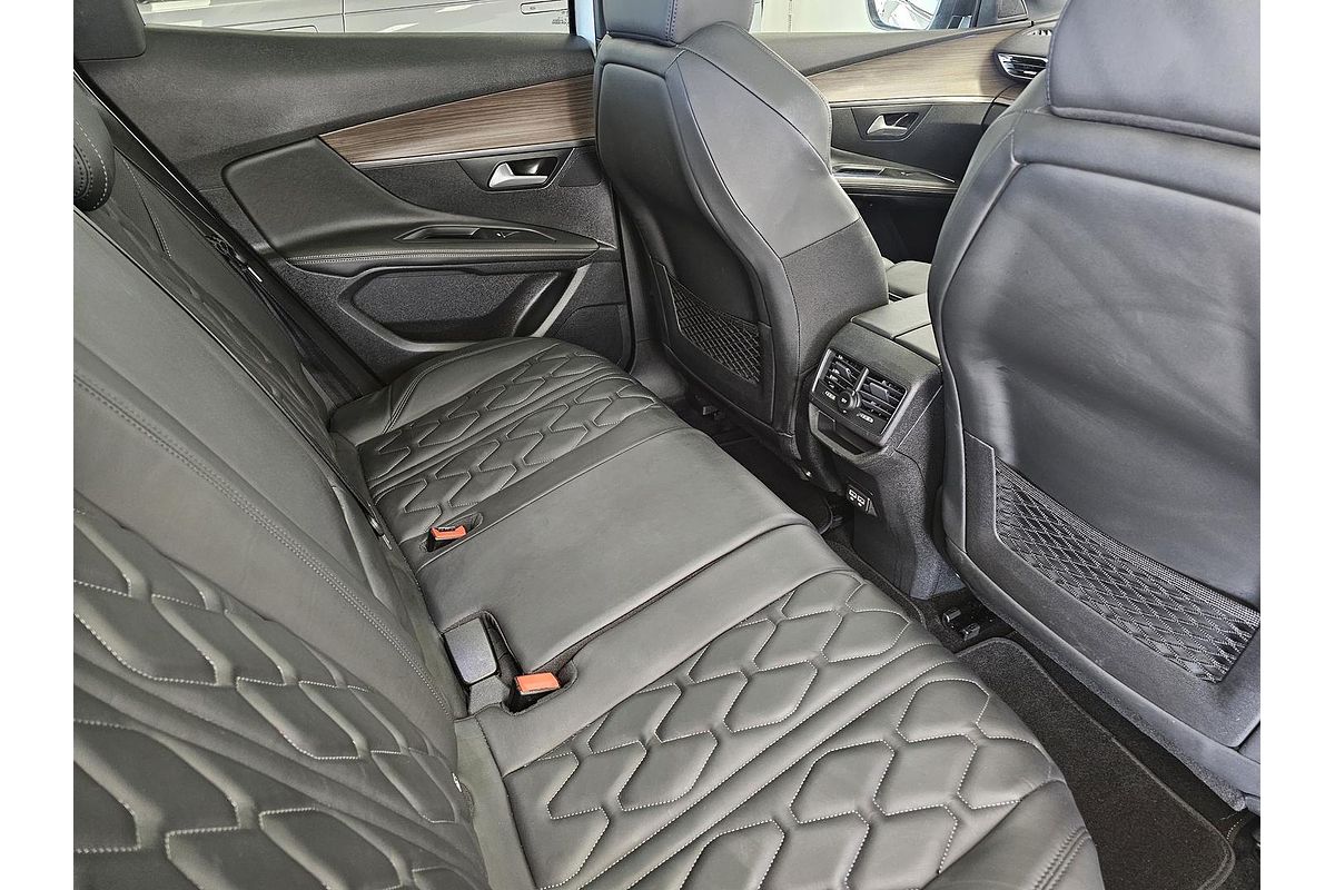 2021 Peugeot 3008 GT P84