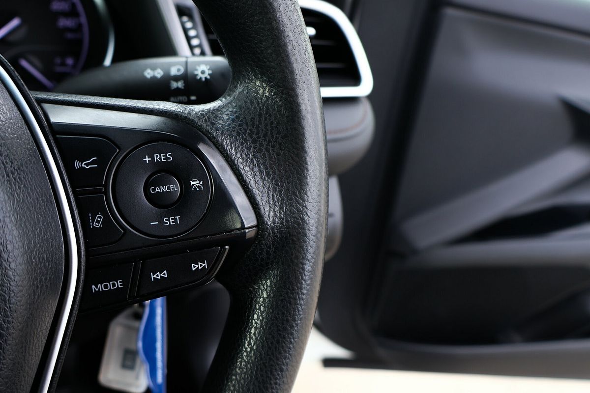 2018 Toyota Camry Ascent ASV70R