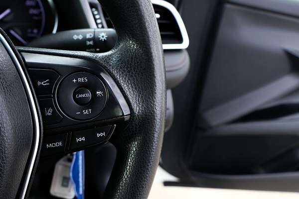 2018 Toyota Camry Ascent ASV70R