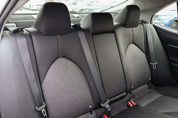 2018 Toyota Camry Ascent ASV70R