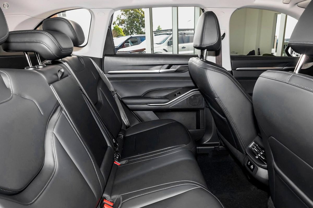 2025 GWM Haval H6 Lux B01