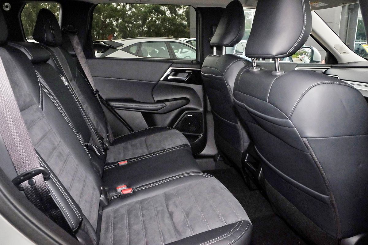 2025 Mitsubishi Outlander Aspire ZM