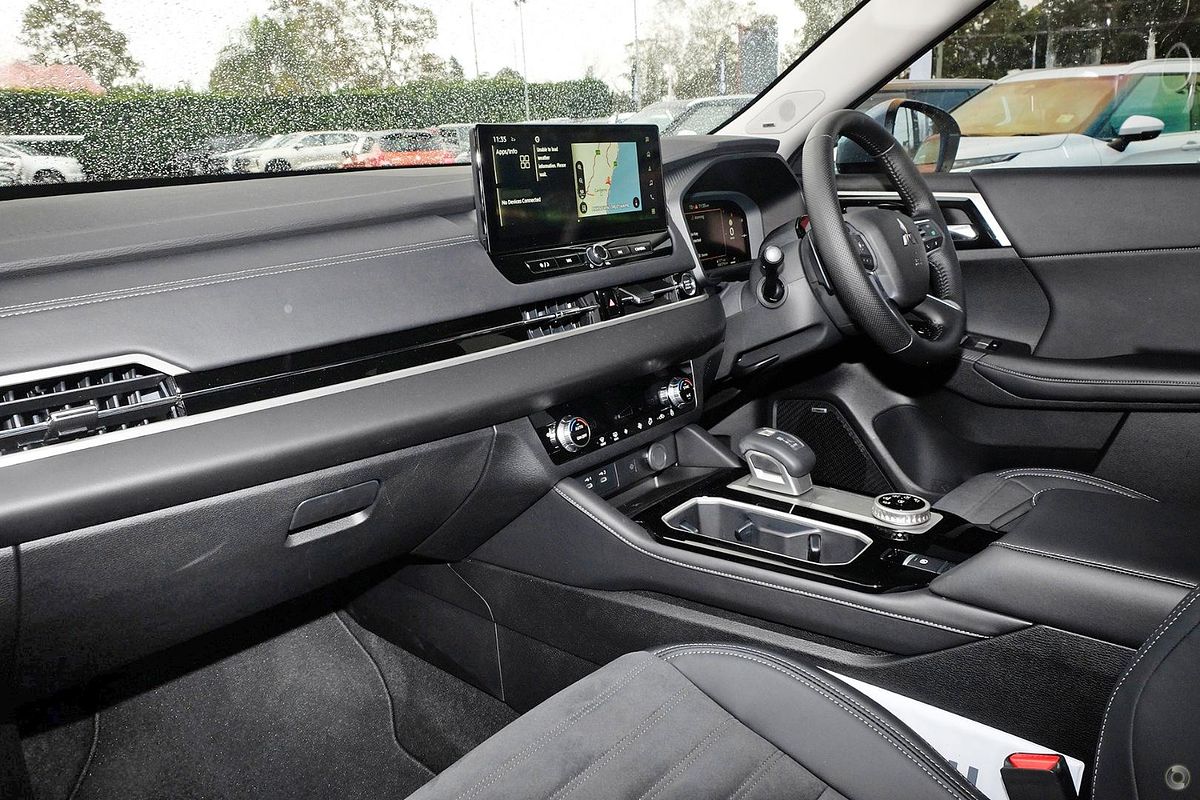 2025 Mitsubishi Outlander Aspire ZM