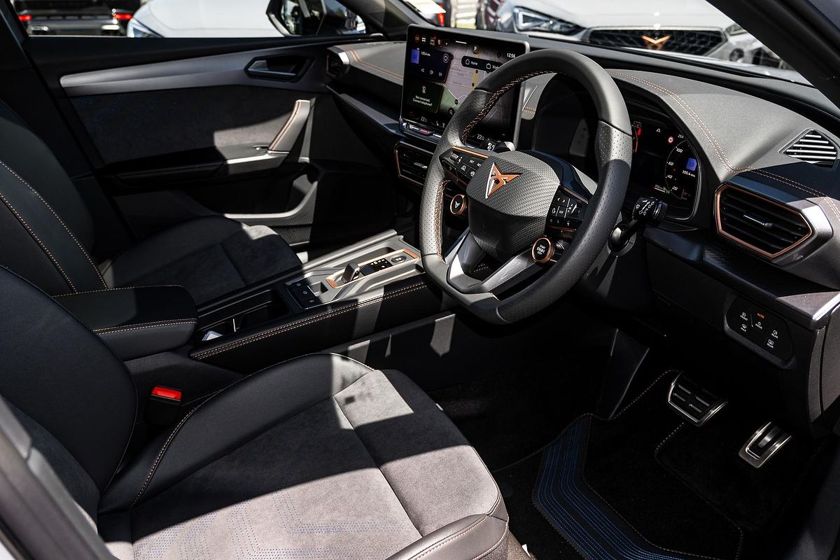 2025 CUPRA Leon S KL