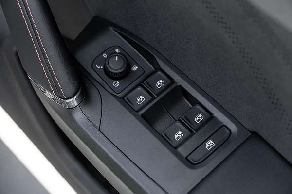 2025 CUPRA Leon S KL