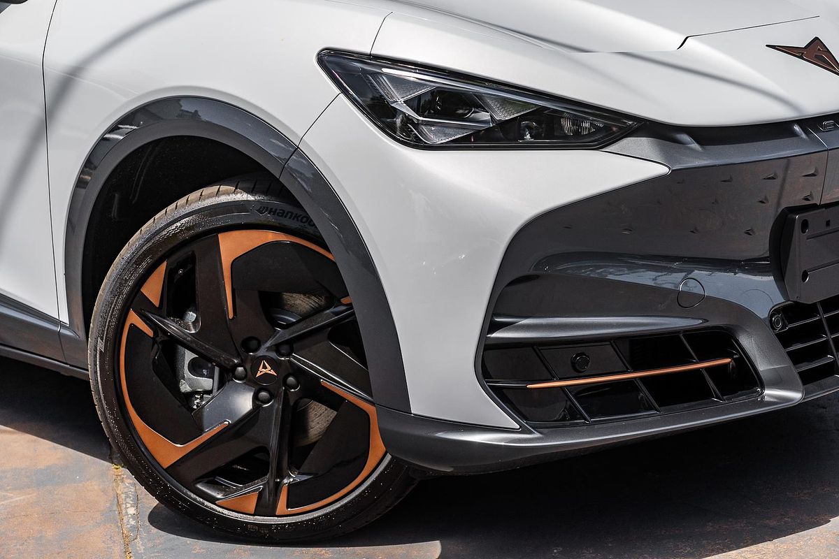 2025 CUPRA Tavascan VZ KR