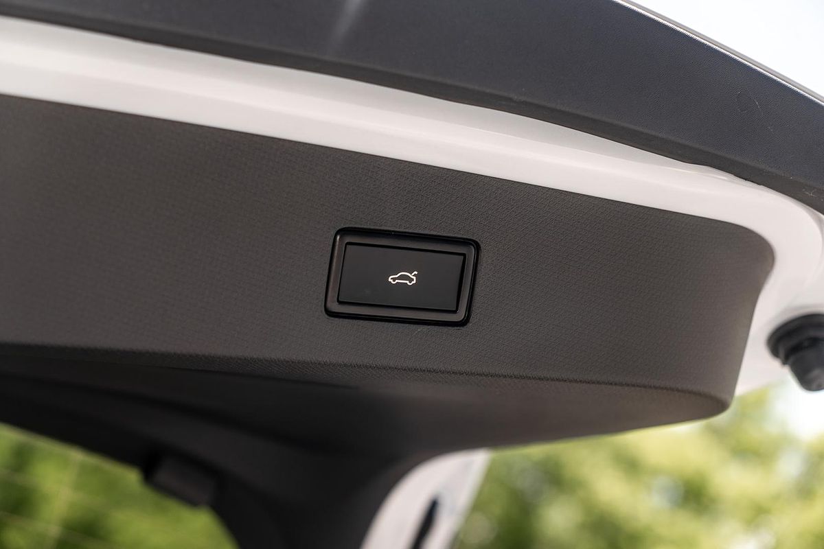 2025 CUPRA Tavascan VZ KR