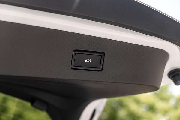 2025 CUPRA Tavascan VZ KR