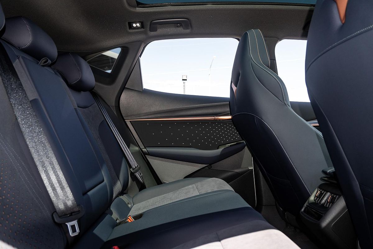 2025 CUPRA Tavascan VZ KR