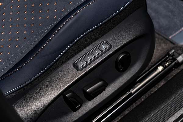 2025 CUPRA Tavascan VZ KR