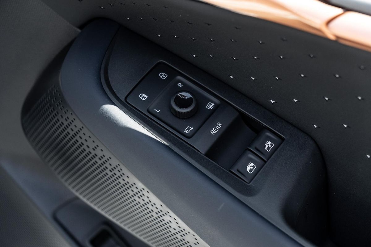 2025 CUPRA Tavascan VZ KR