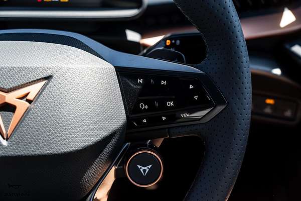 2025 CUPRA Tavascan VZ KR