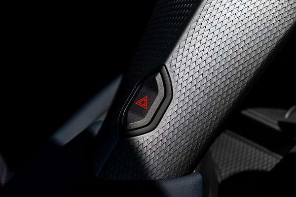 2025 CUPRA Tavascan VZ KR