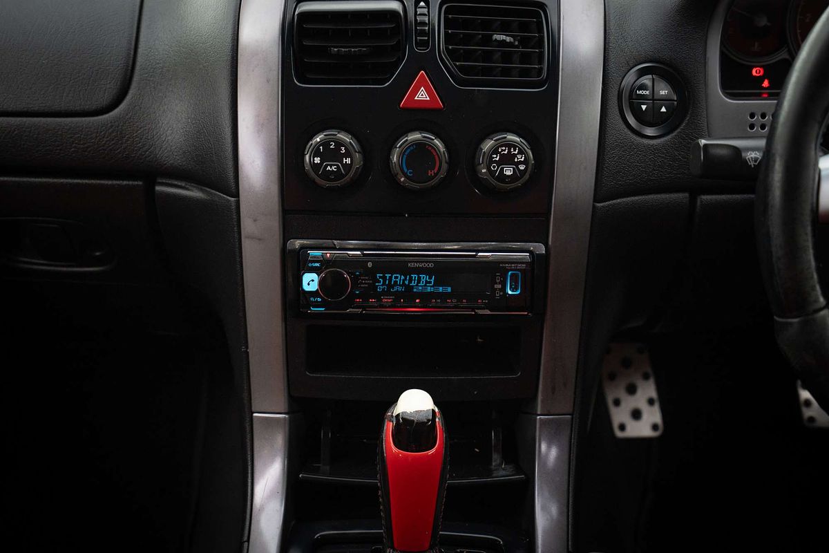 2004 Holden Crewman SS VY II Rear Wheel Drive