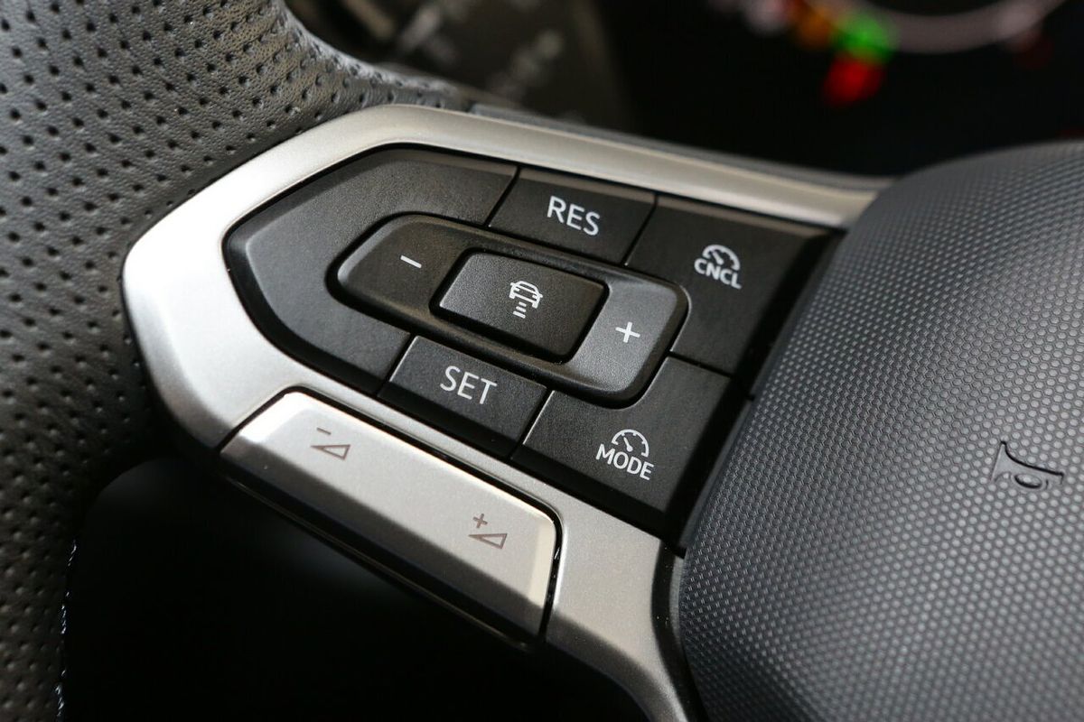 2025 Volkswagen Tiguan 195TSI R-Line CT