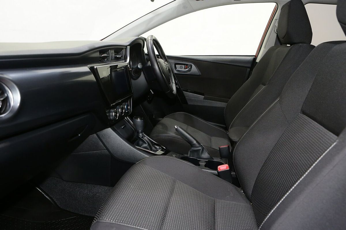 2015 Toyota Corolla Ascent Sport ZRE182R