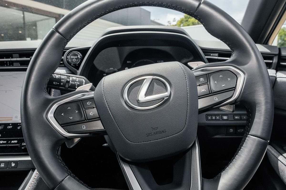 2024 Lexus LBX Sports Luxury MAYH15R