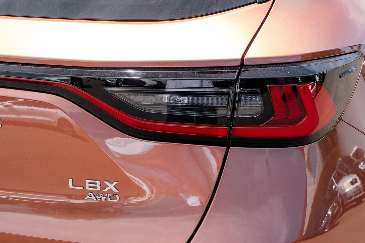 2024 Lexus LBX Sports Luxury MAYH15R