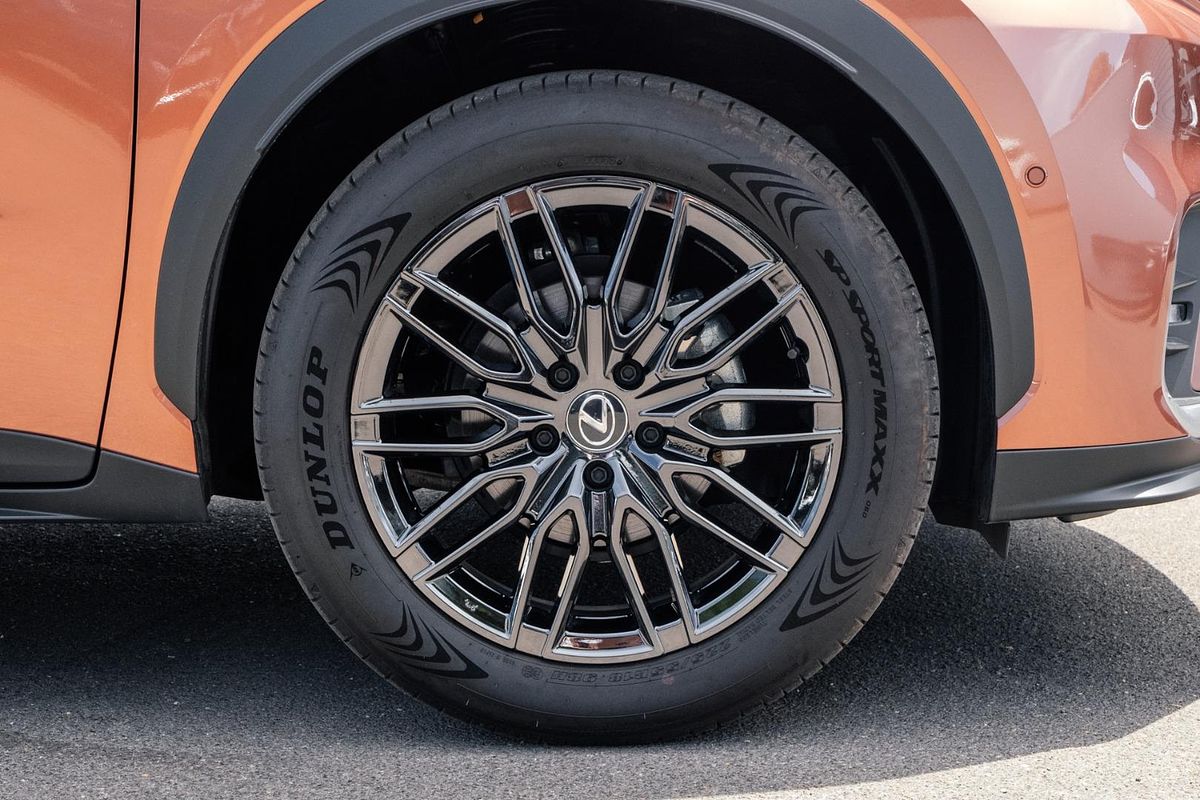 2024 Lexus LBX Sports Luxury MAYH15R