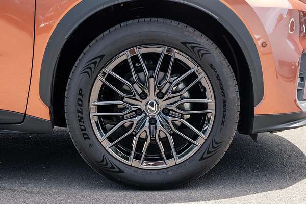 2024 Lexus LBX Sports Luxury MAYH15R