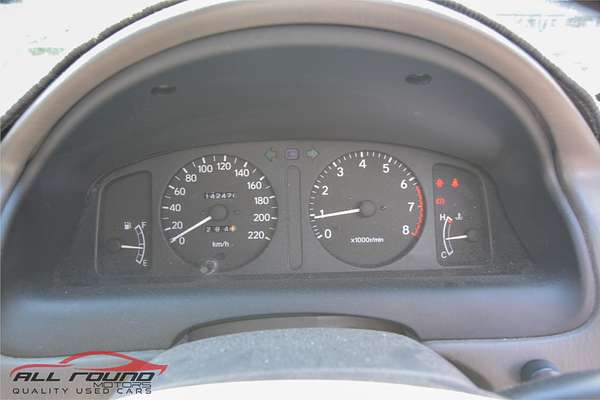 2001 Toyota Corolla AE112R