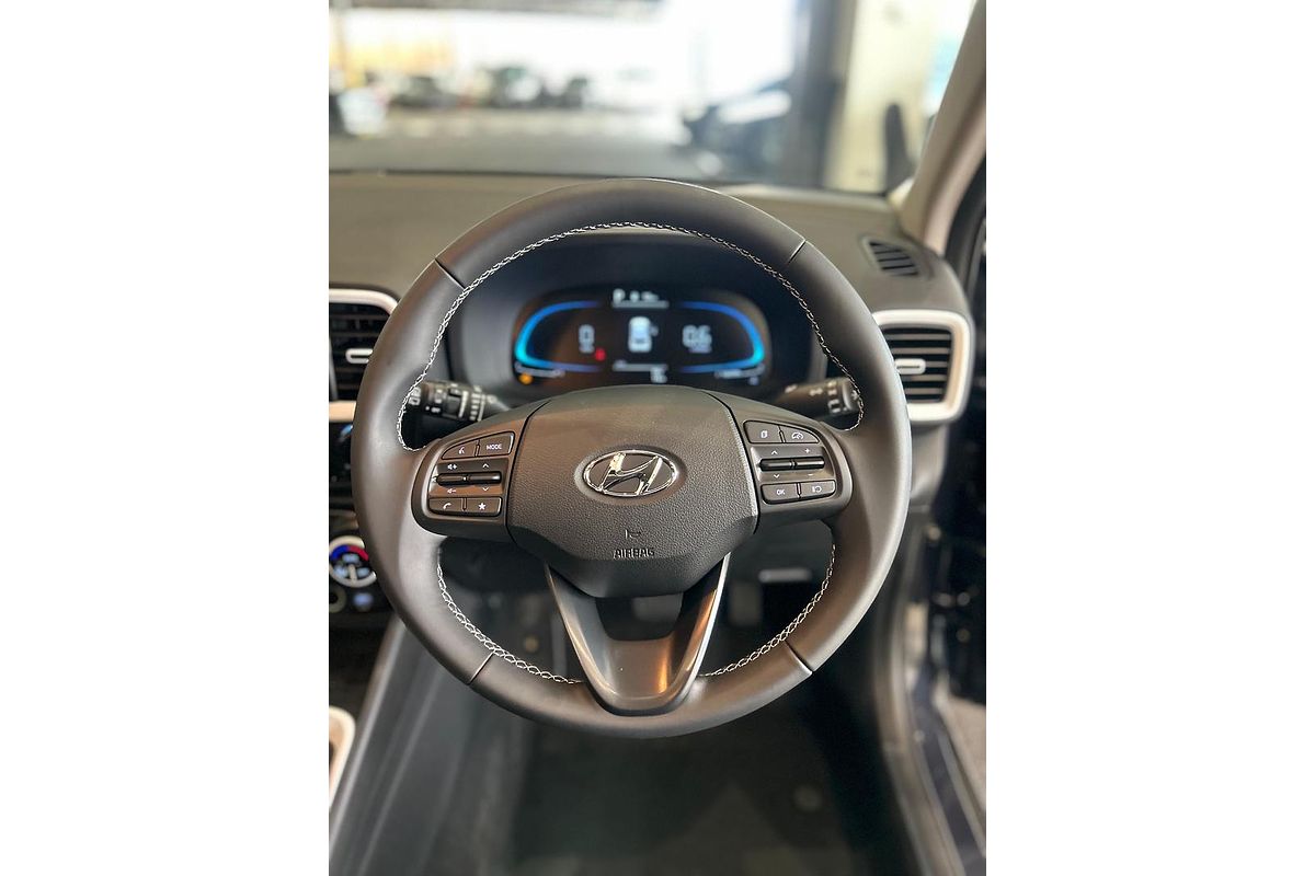 2025 Hyundai Venue Elite QX.V5