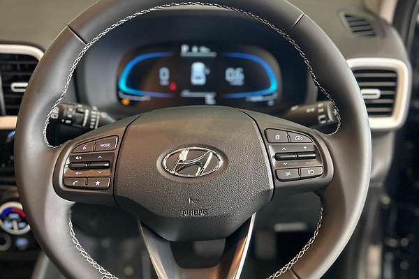 2025 Hyundai Venue Elite QX.V5
