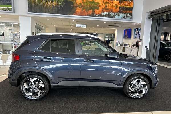2025 Hyundai Venue Elite QX.V5