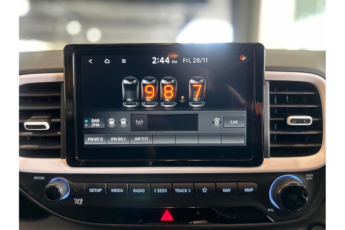 2025 Hyundai Venue Elite QX.V5