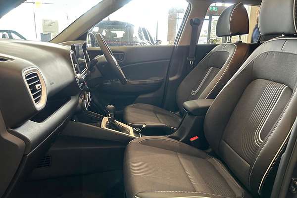 2025 Hyundai Venue Elite QX.V5