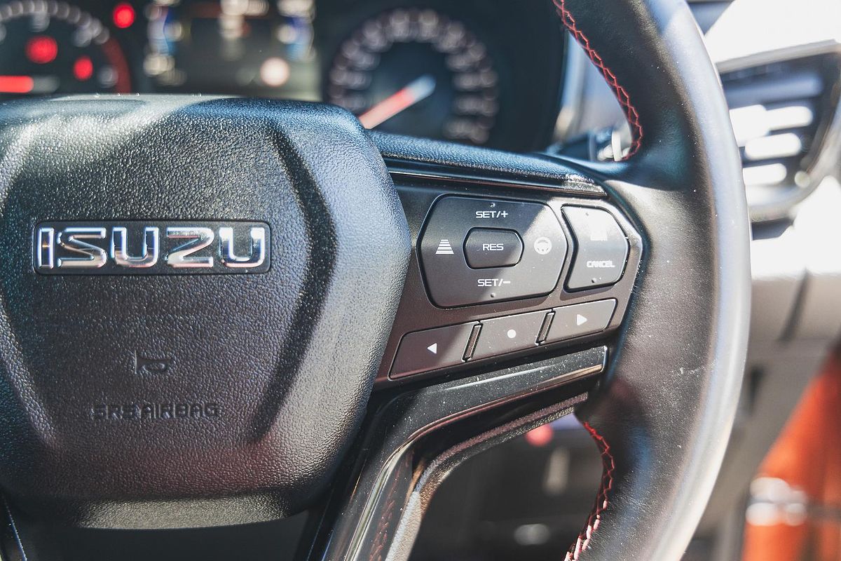 2022 Isuzu D-MAX X-TERRAIN 4X4