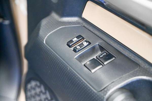 2012 Toyota FJ Cruiser GSJ15R