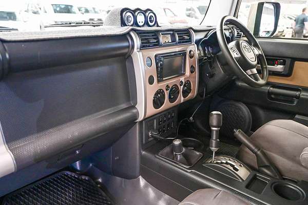 2012 Toyota FJ Cruiser GSJ15R