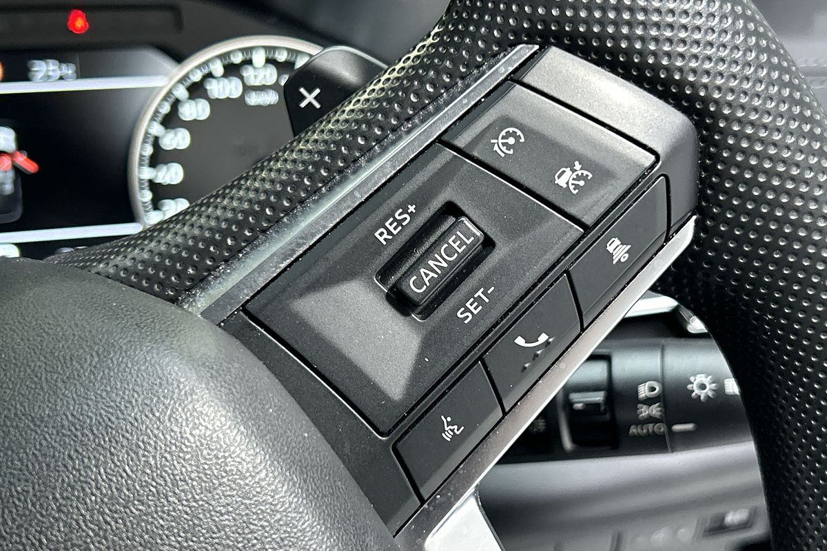 2023 Mitsubishi Outlander ES ZM