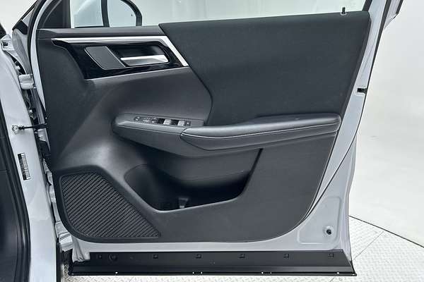 2023 Mitsubishi Outlander ES ZM