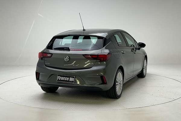 2017 Holden Astra R BK