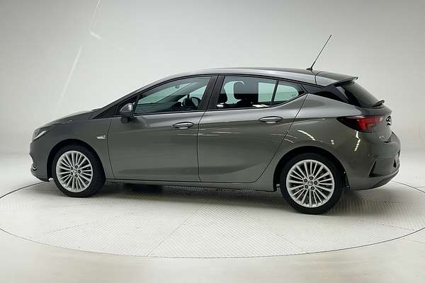 2017 Holden Astra R BK