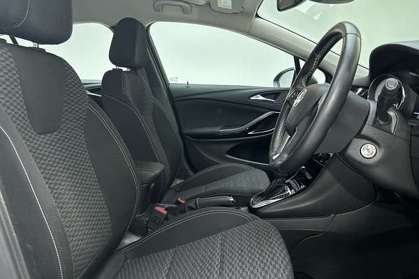 2017 Holden Astra R BK