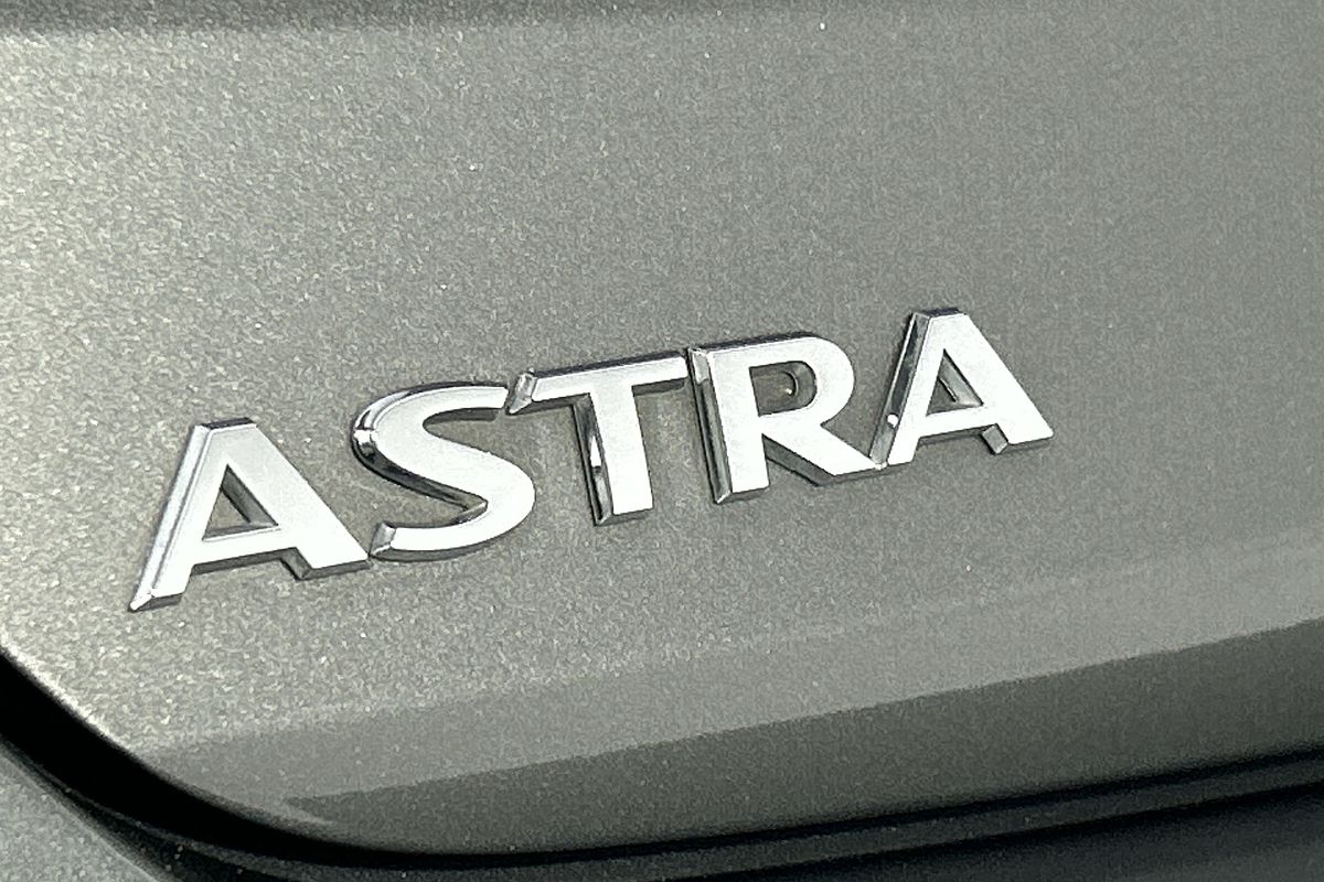 2017 Holden Astra R BK