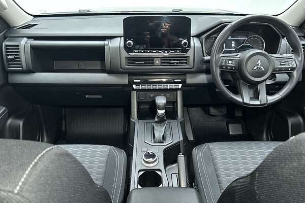 2024 Mitsubishi Triton GLX+ MV 4X4