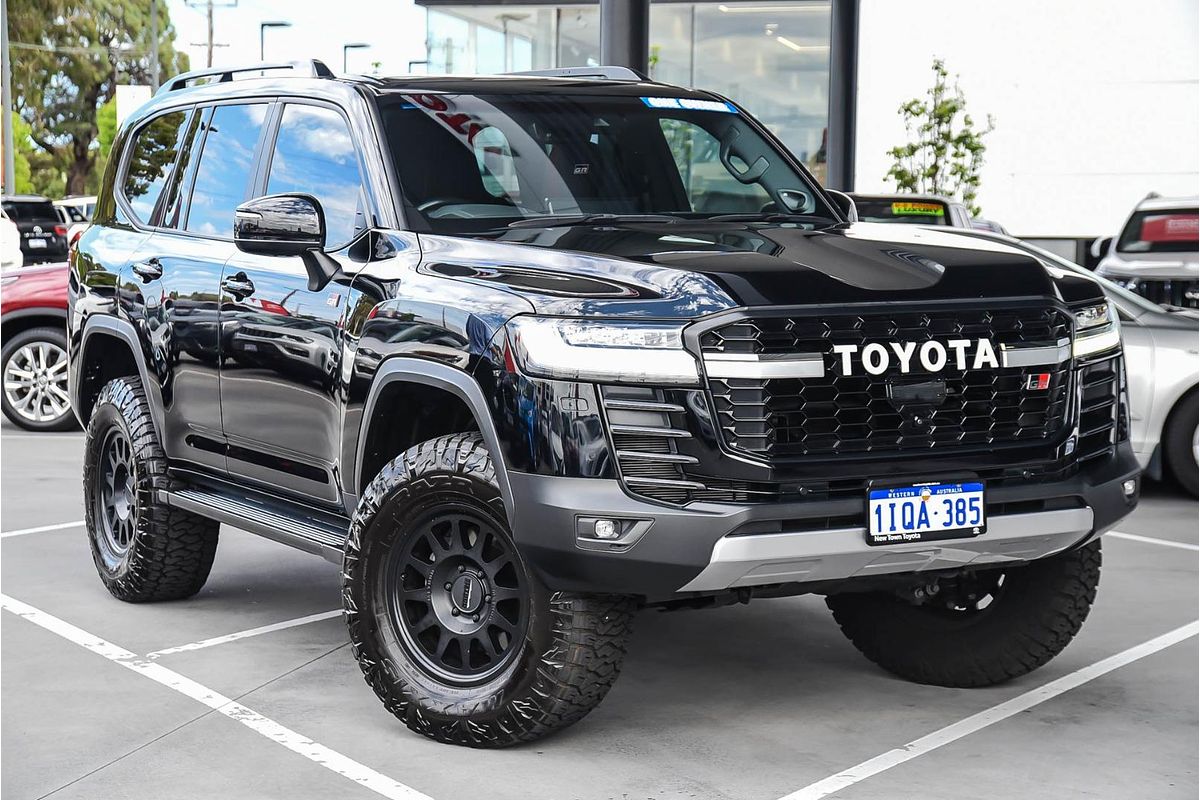 2022 Toyota LANDCRUISER LC300 GR-S (4x4) FJA300R