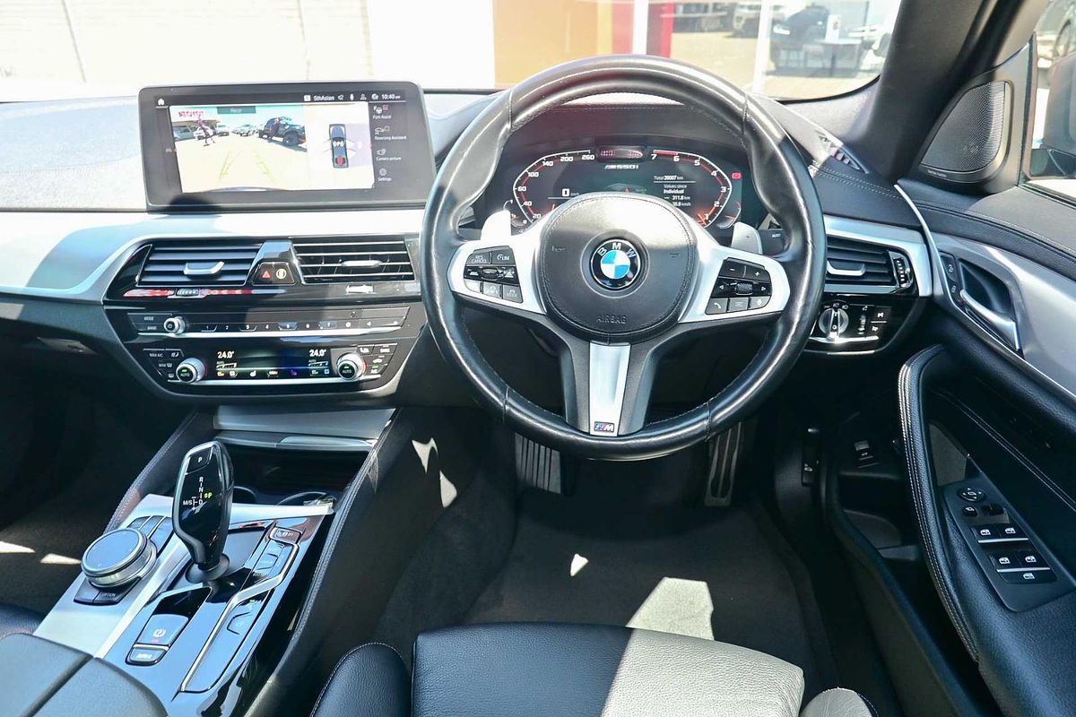 2022 BMW 5 Series M550i xDrive G30 LCI