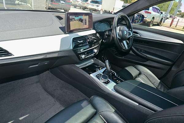 2022 BMW 5 Series M550i xDrive G30 LCI