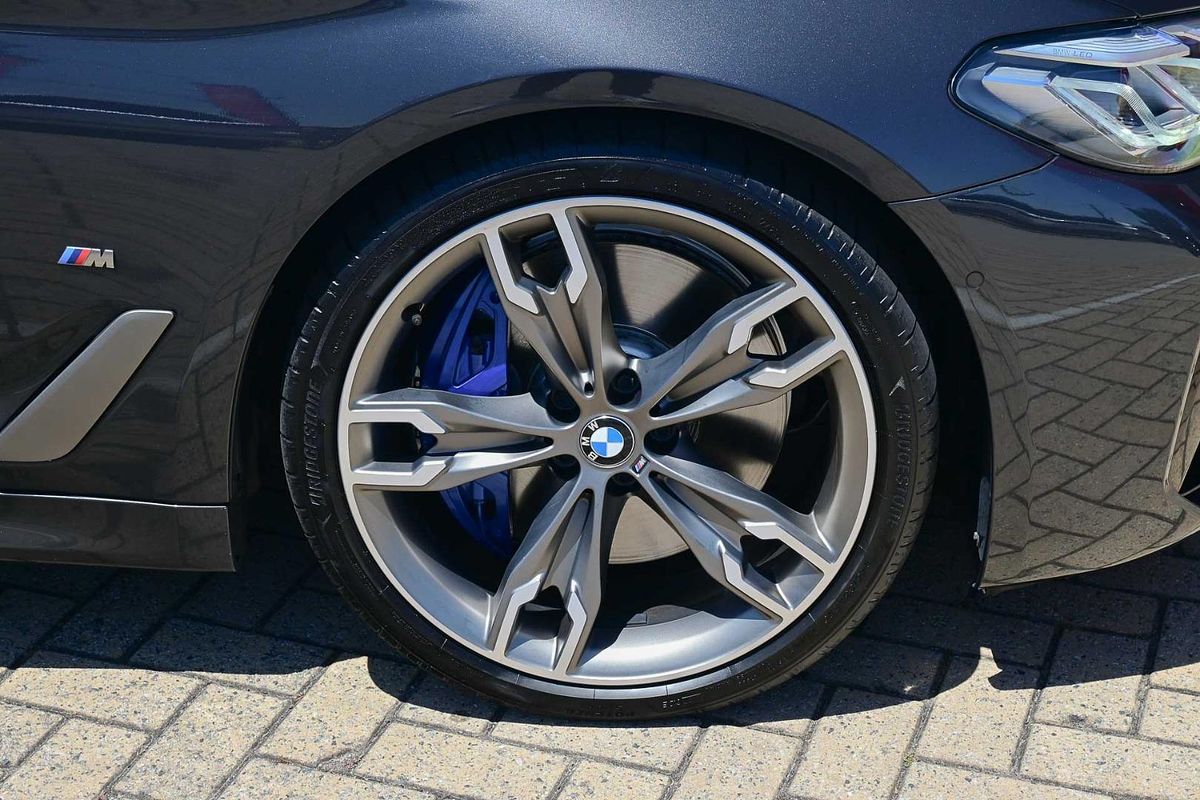2022 BMW 5 Series M550i xDrive G30 LCI