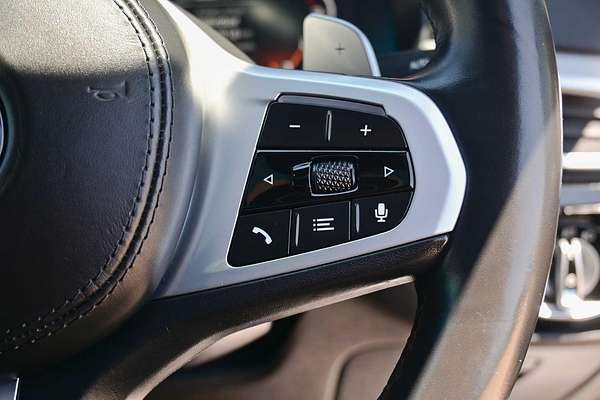 2022 BMW 5 Series M550i xDrive G30 LCI