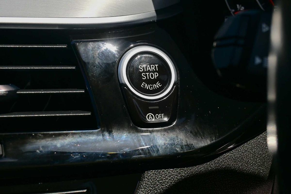 2022 BMW 5 Series M550i xDrive G30 LCI