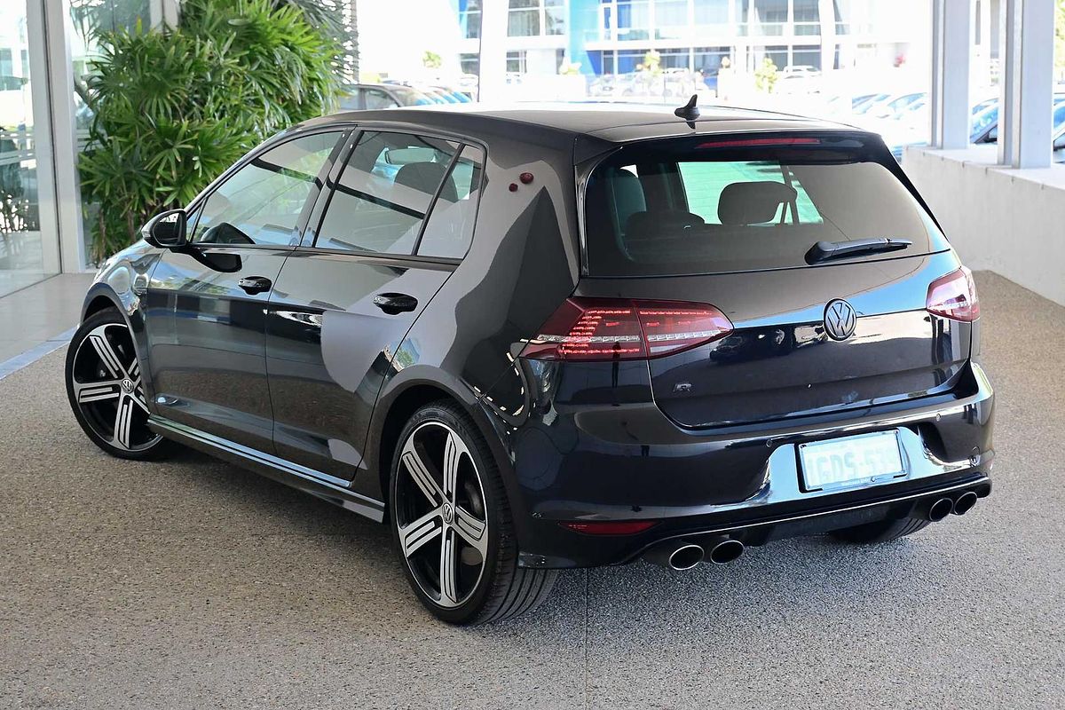 2016 Volkswagen Golf R 7